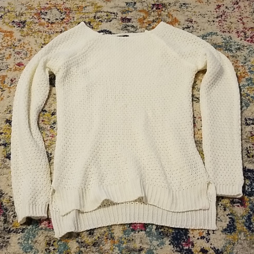 Cream sweater -L
